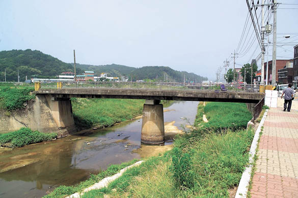 구 창리 철교 전경 이미지