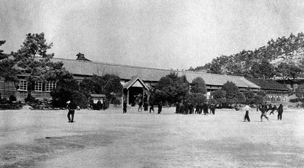 점동국민학교 전경 이미지